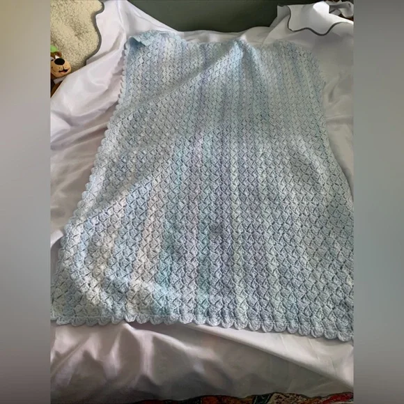 Baby Blanket Crochet Blue Lavender White Soft Blankie 46” x 33” Scalloped Edges - Picture 4 of 9
